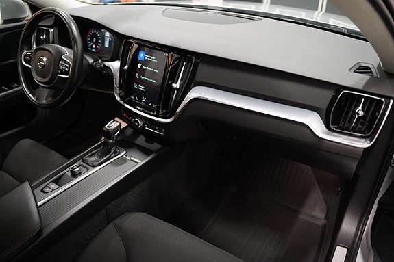 Volvo V60 9 of 21