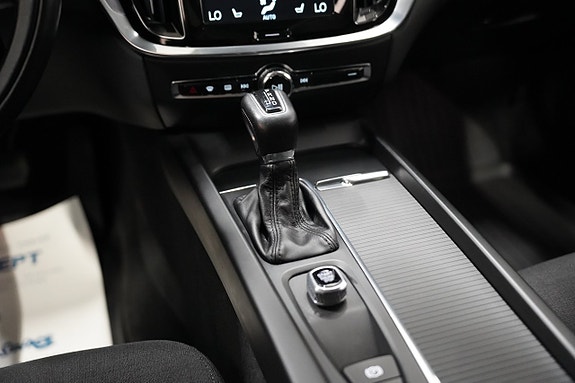 Volvo V60 13 of 21