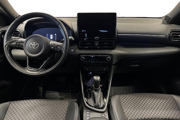 Toyota Yaris 8 of 19