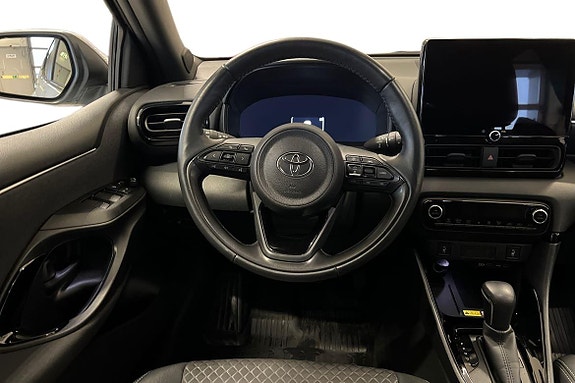 Toyota Yaris 9 of 19
