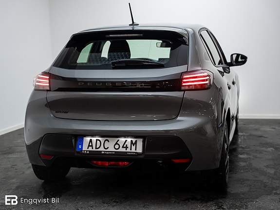 Peugeot 208 11 of 27