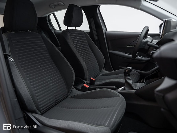 Peugeot 208 23 of 27