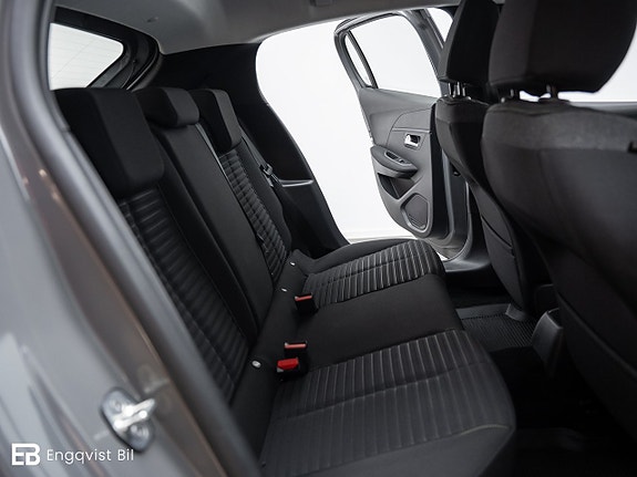 Peugeot 208 17 of 27