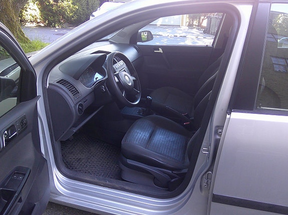 Volkswagen Polo 5 of 5