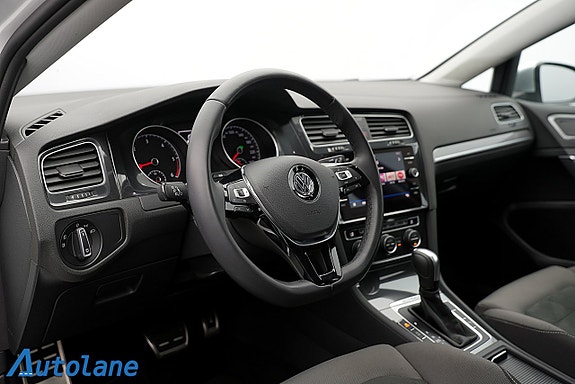 Volkswagen Golf I 11 of 26