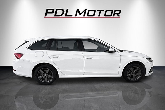 Skoda Octavia 4 of 5