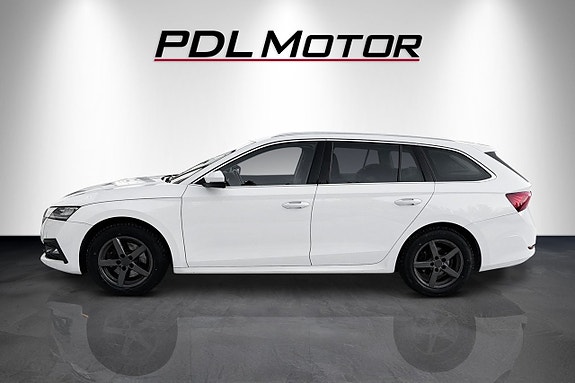 Skoda Octavia 3 of 5