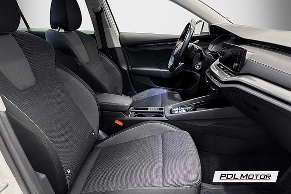 Skoda Octavia 8 of 11