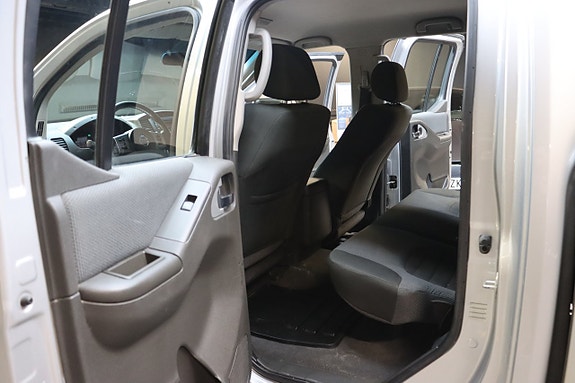 Nissan Navara 10 of 18