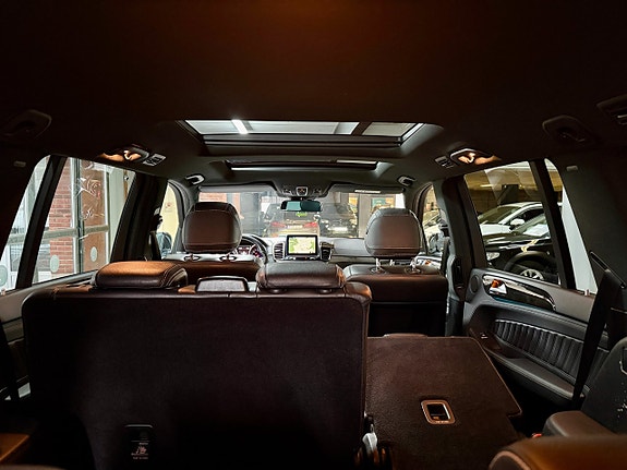 Mercedes-Benz GLS350 d 25 of 30