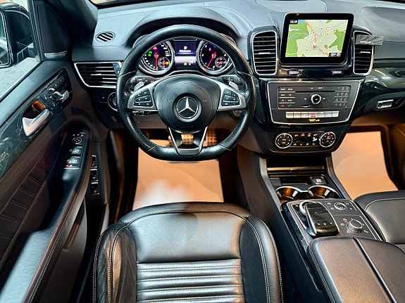 Mercedes-Benz GLS350 d 13 of 30