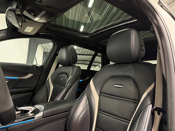 Mercedes-Benz C63 11 of 27