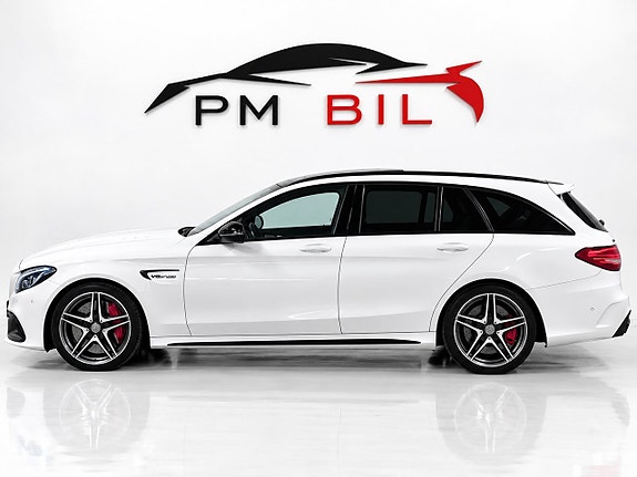 Mercedes-Benz C63 5 of 27