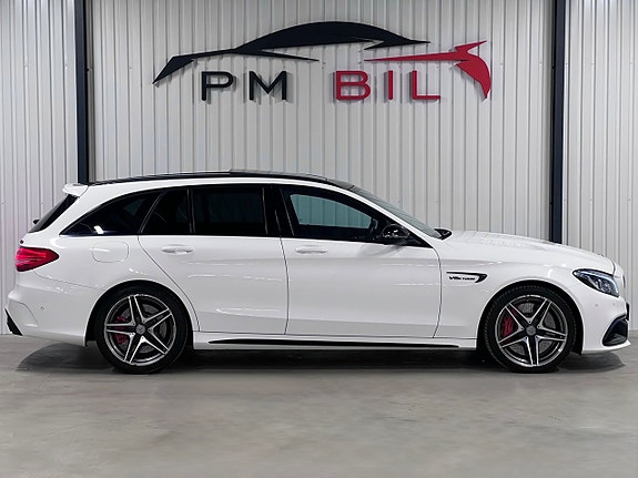 Mercedes-Benz C63 6 of 27