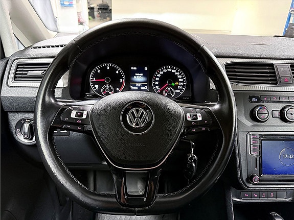 Volkswagen Caddy Maxi 12 of 27