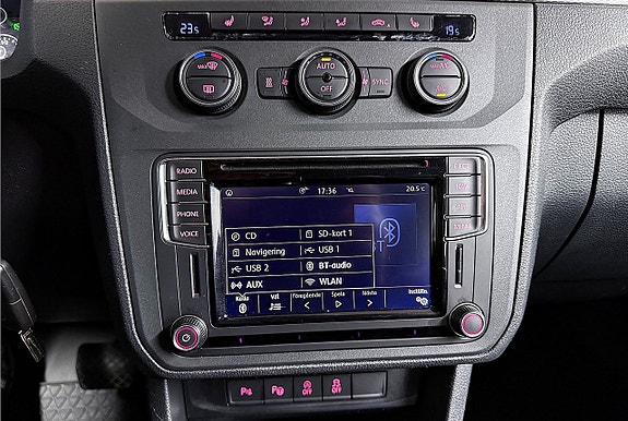 Volkswagen Caddy Maxi 21 of 27