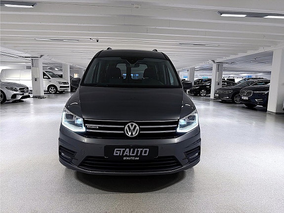 Volkswagen Caddy Maxi 3 of 5