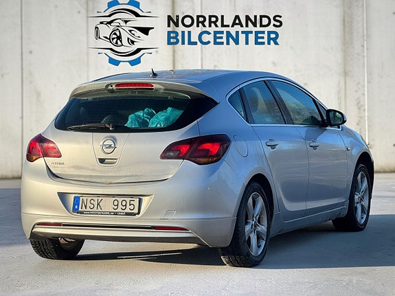 Opel Astra 3 of 5