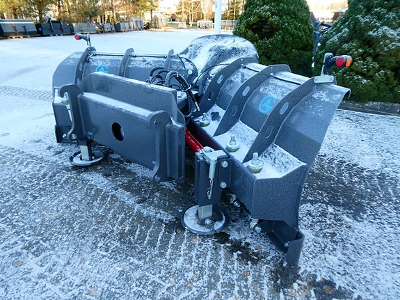 Ny Prisvärd Vikplog GA VSP2800 med  Lastarfäste L30/ZL602