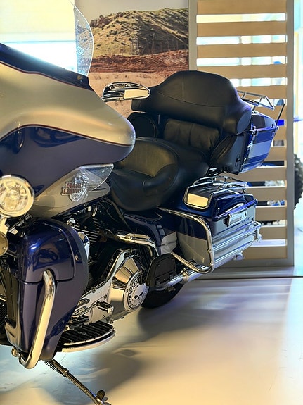 Harley-Davidson Electra Glide Ultra Classic 15 of 15