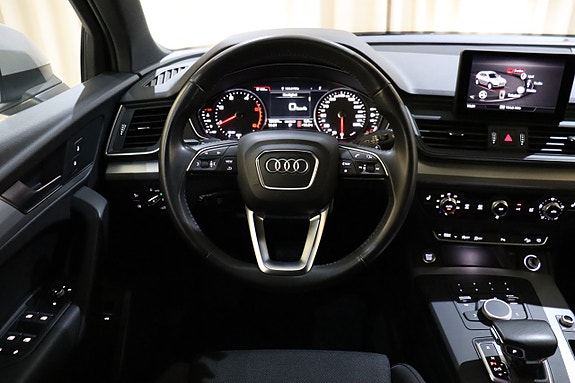Audi Q5 16 of 27