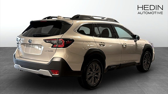Subaru Outback 2 of 12