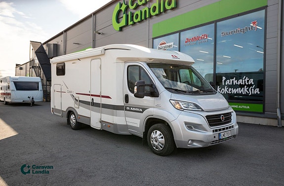 Adria Coral S 600 SL Axess