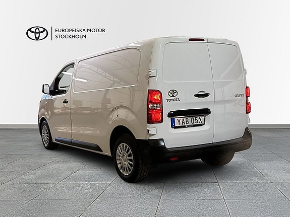 Toyota Proace 2 of 5
