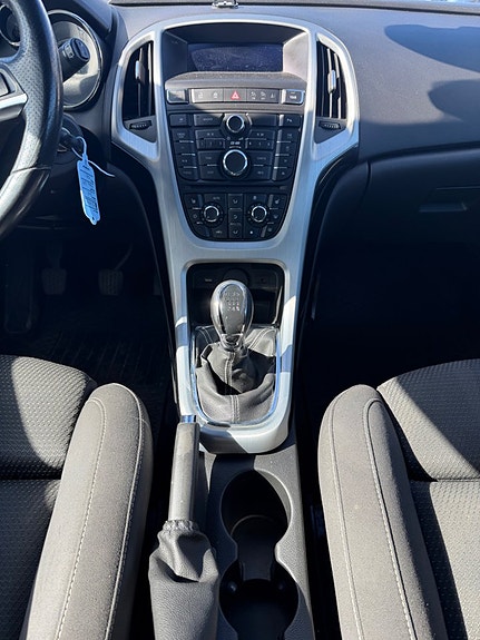 Opel Astra 17 of 17