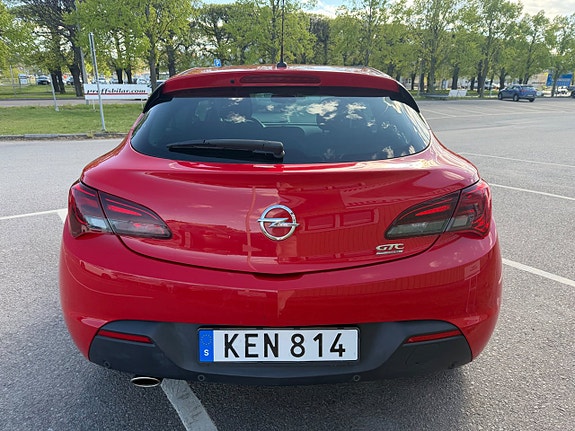Opel Astra 4 of 5