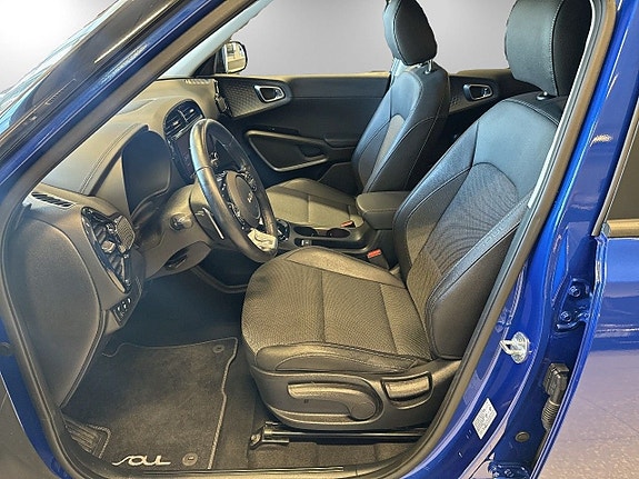 Kia e-Soul 8 of 14
