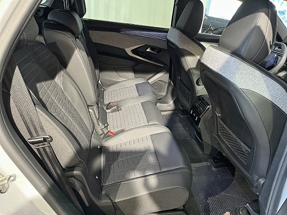 Peugeot 5008 8 of 19