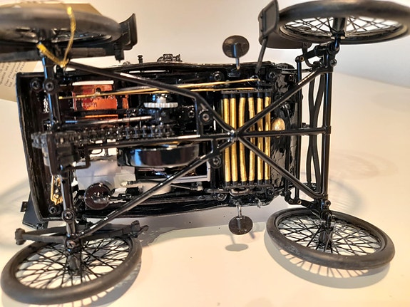 Product image 12 of 13