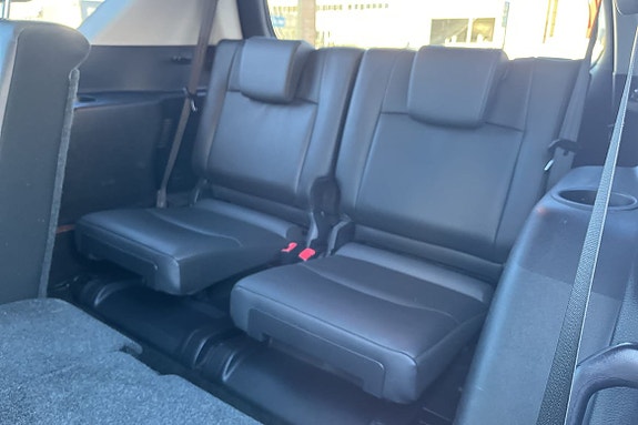 Toyota Land Cruiser 22 of 24