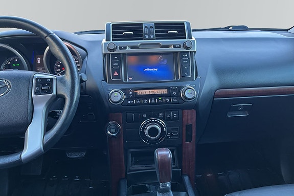 Toyota Land Cruiser 16 of 24