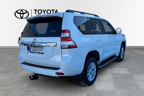 Toyota Land Cruiser 19 of 24