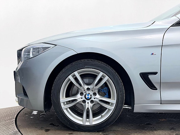 BMW 330d 11 of 30