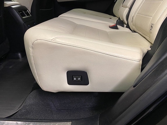 Lexus RX450h 16 of 27