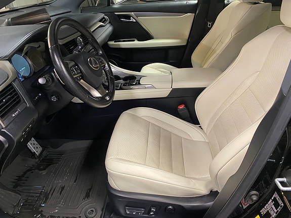Lexus RX450h 7 of 27