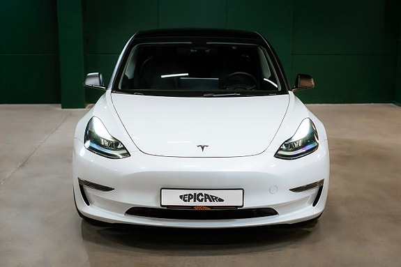 Tesla Model 3 5 of 24