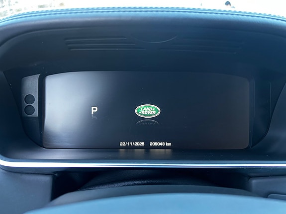 Land Rover Range Rover Sport 29 of 29