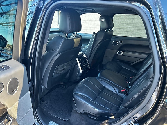 Land Rover Range Rover Sport 11 of 29