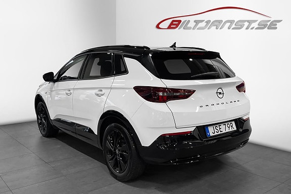 Opel Grandland 3 of 5