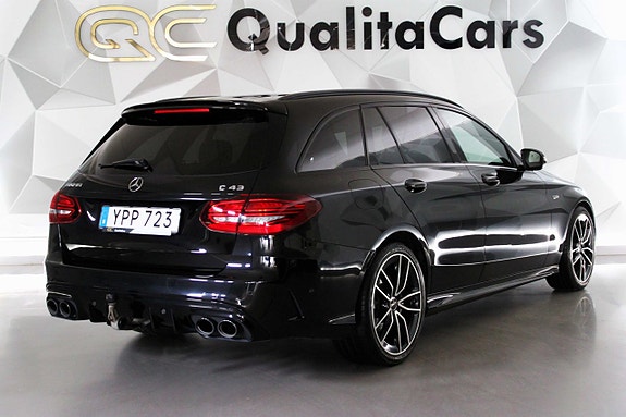 Mercedes-Benz C43 3 of 5