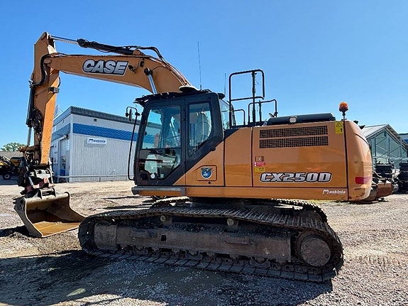 CASE CX250D 4 of 5