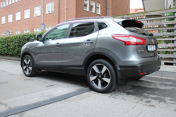 Nissan Qashqai 3 of 5
