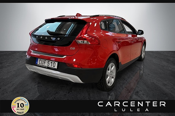 Volvo V40 Cross Country 3 of 5