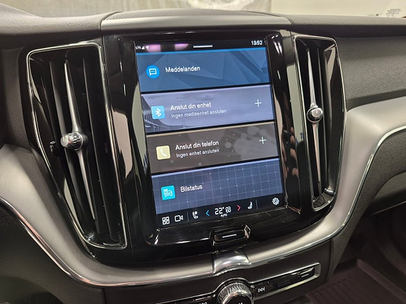 Volvo XC60 8 of 13