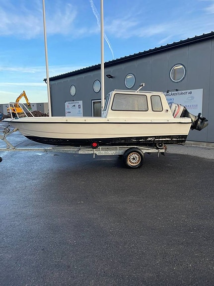 Bella 580C - Mariner 75hk 4-Takt