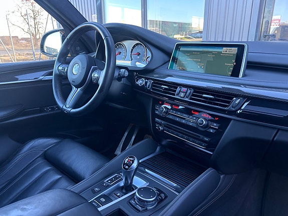 BMW X5 M 12 of 27